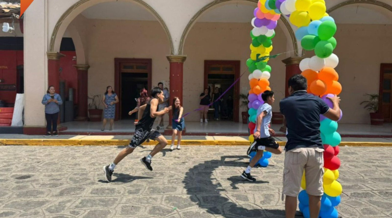 Carrera deportiva en celebración del día del niño